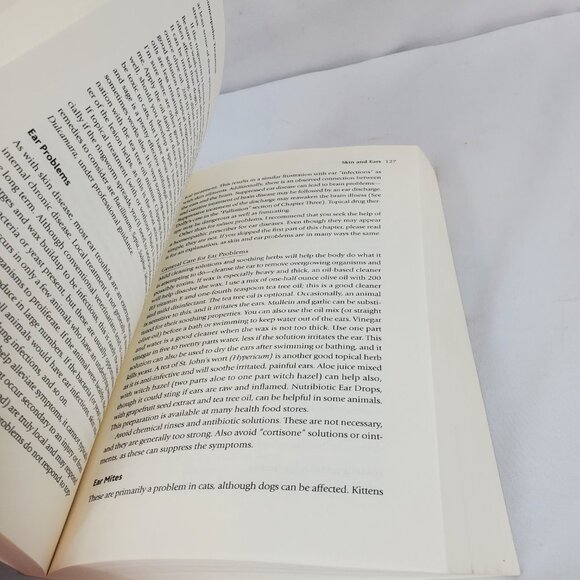 Homeopathic Care for Cats & Dogs By Don hamilton DVM Paperback Book - Picture 9 of 10